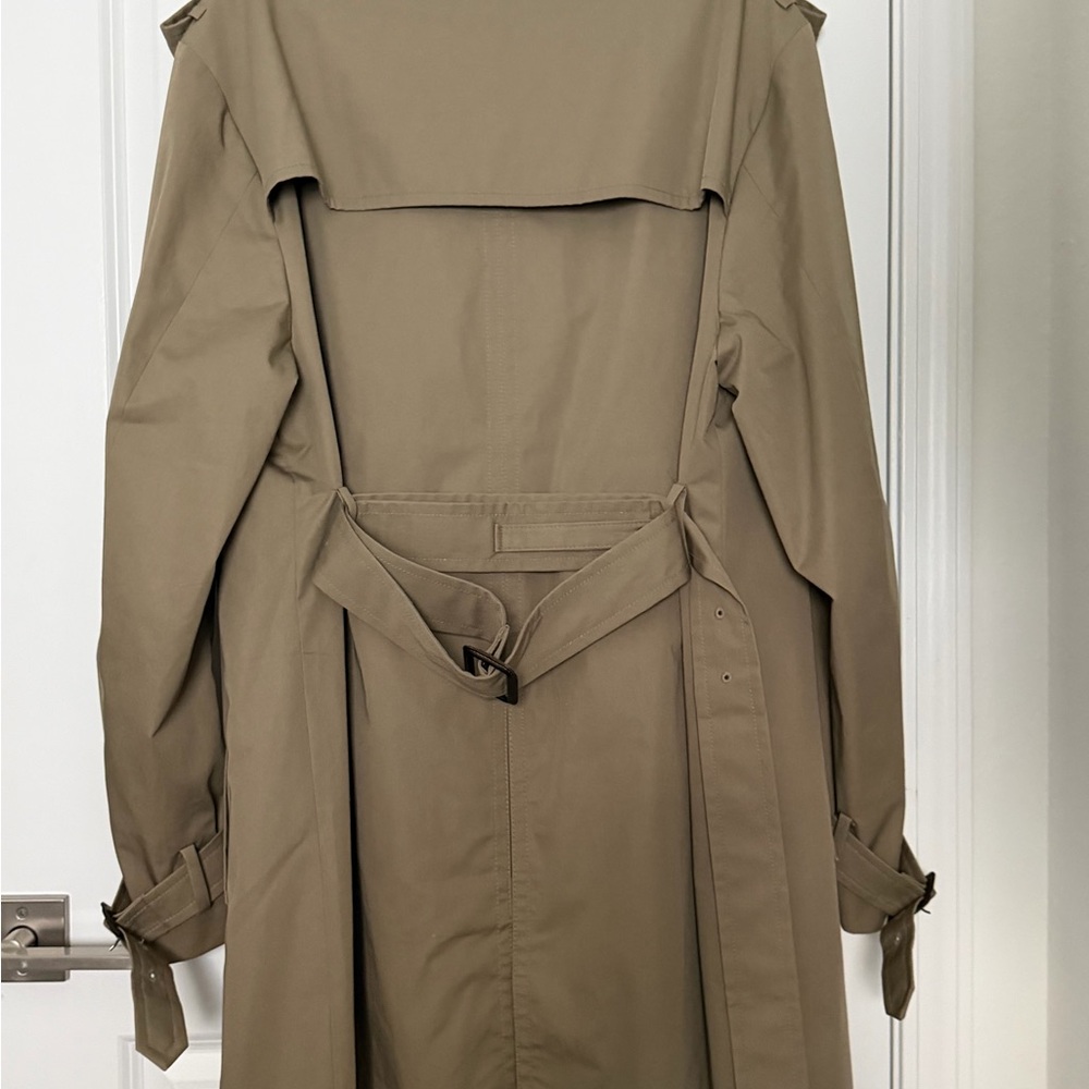 Banana Republic Oversized Tan Trench Coat - Picture 3 of 8